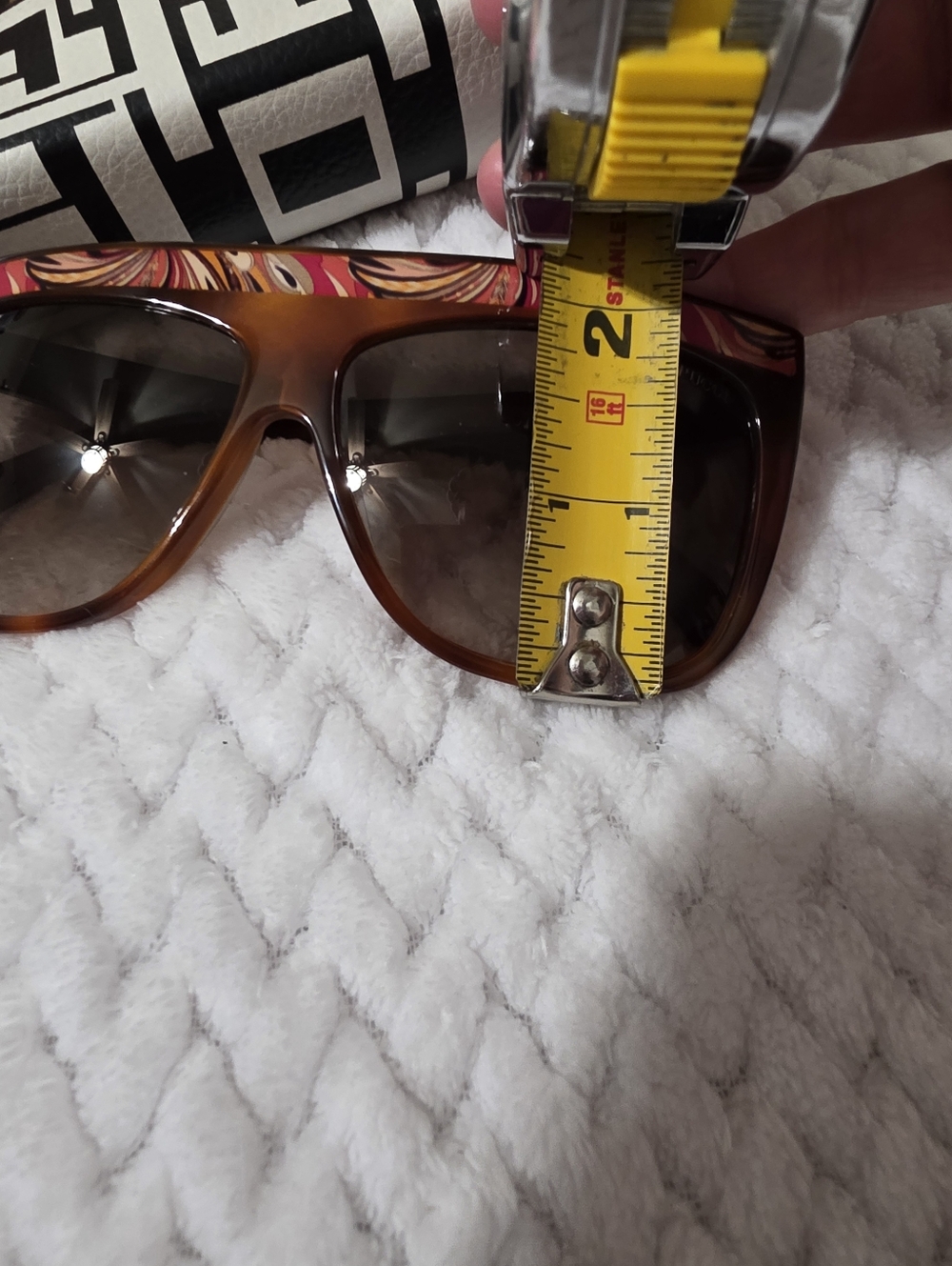 Emilio Pucci Sunglasses with Brown Lenses and Patterned Frame - Picture 12 of 13